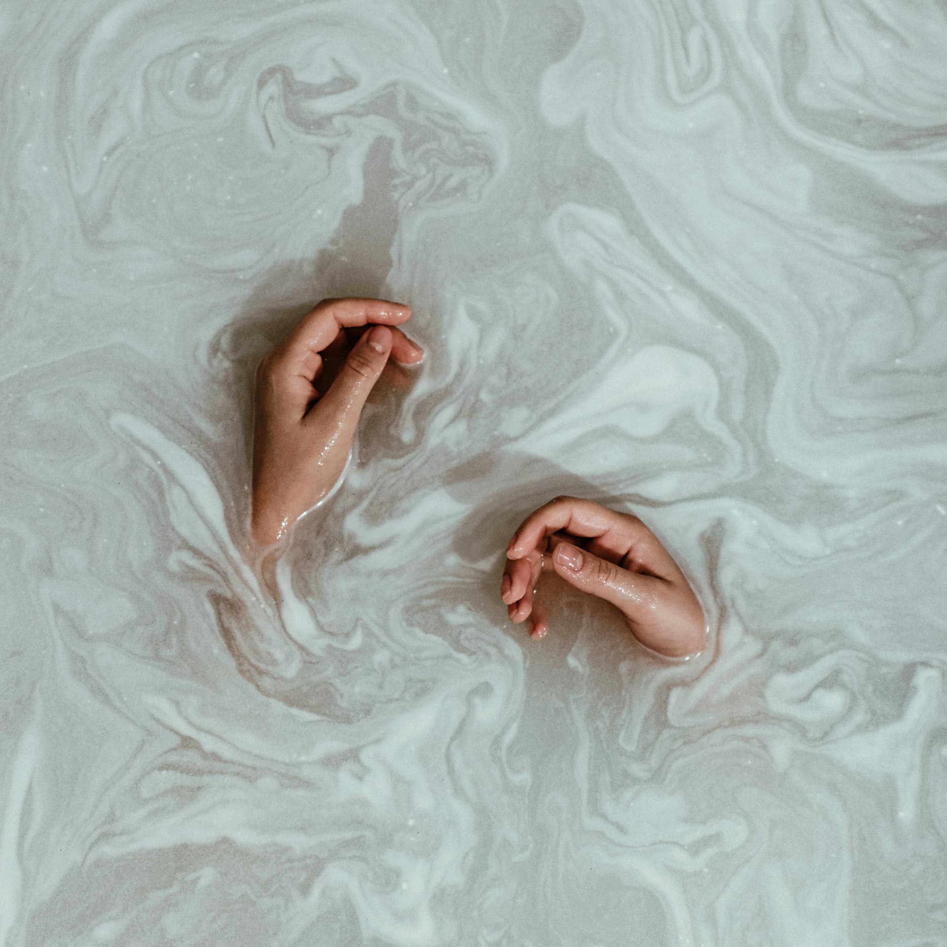 Four Hand Relaxation